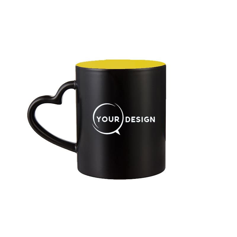 mug-ceramique-magique-noir-sublimable-anse-coeur-interieur-jaune-tunisie-store-objet-publicitaire